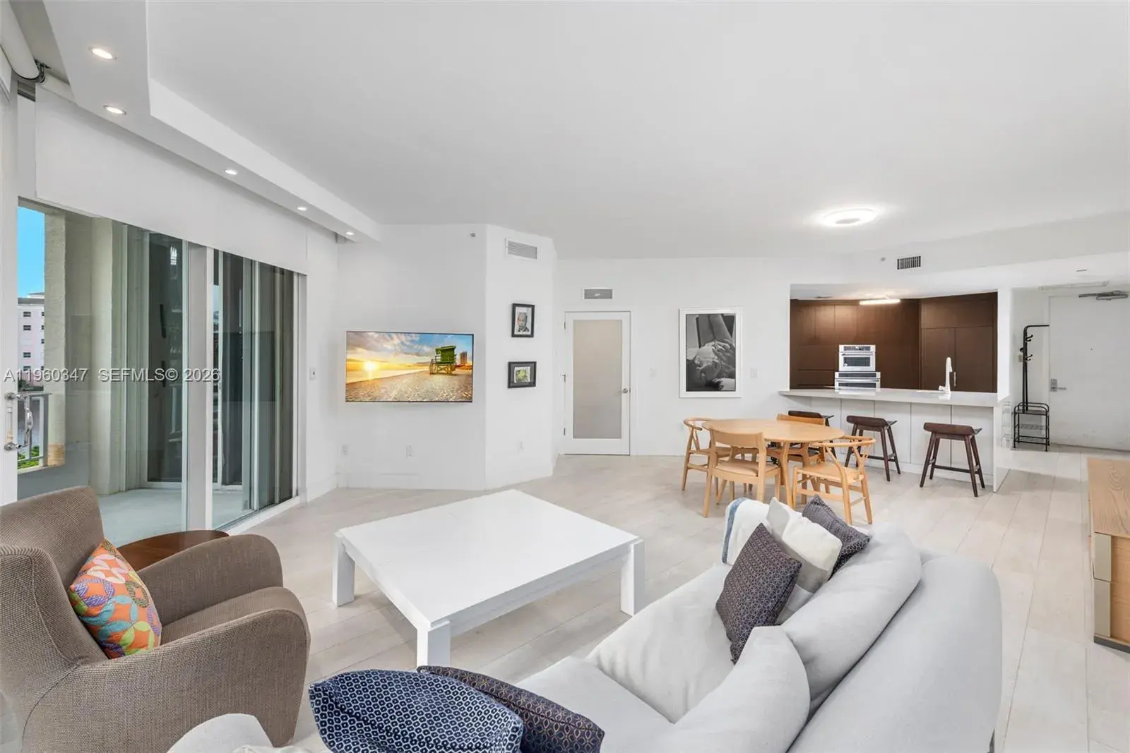 715 Crandon Blvd # 305, Key Biscayne FL 33149