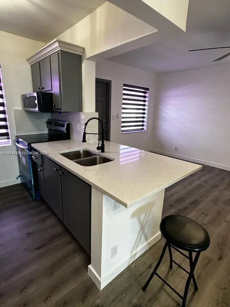 2219 Polk St # 6B, Hollywood FL 33020
