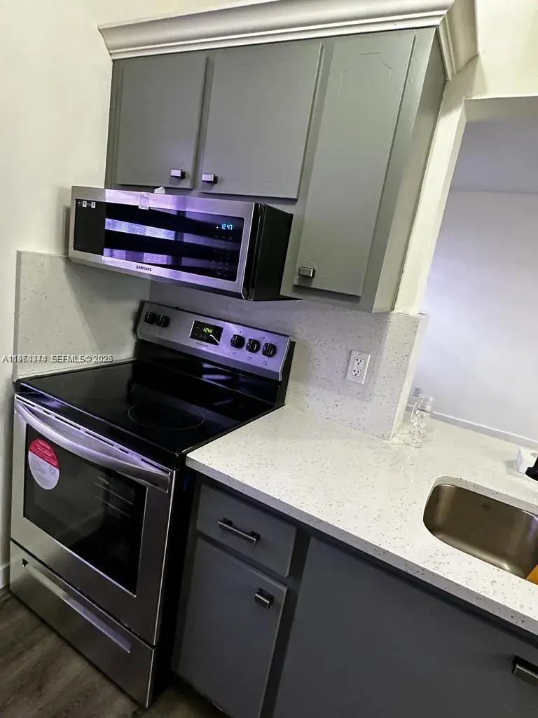 2219 Polk St # 6B, Hollywood FL 33020