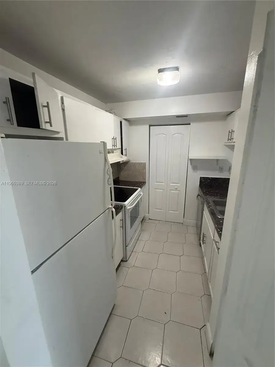 15470 SW 82nd Ln # 332, Miami FL 33193 photo 4