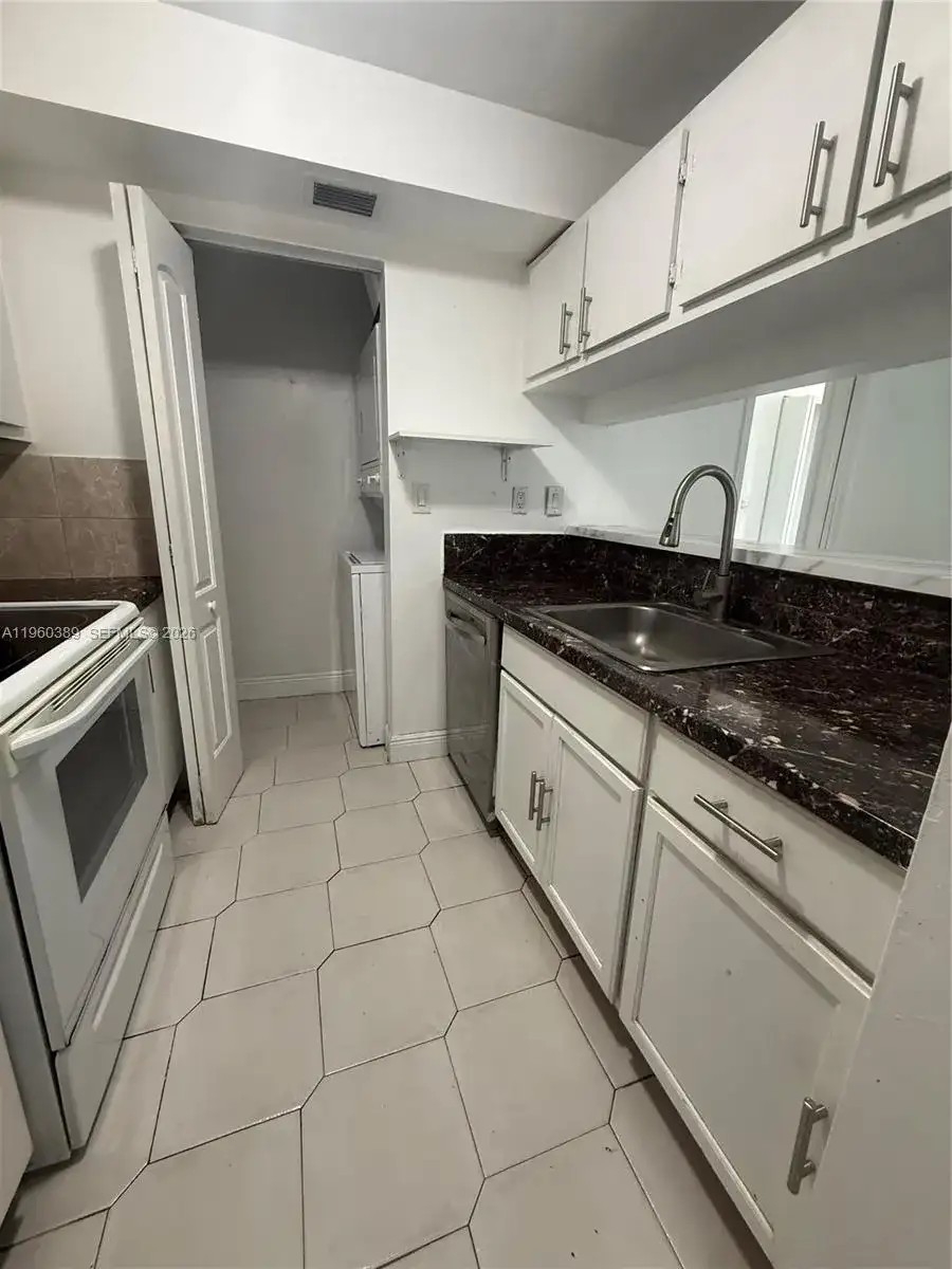 15470 SW 82nd Ln # 332, Miami FL 33193 photo 5