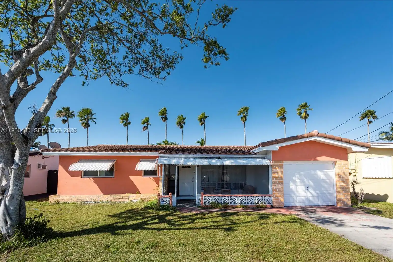 600 SW 11th Ave, Hallandale Beach FL 33009 photo 2