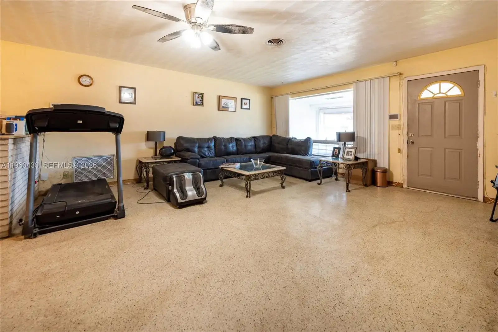 600 SW 11th Ave, Hallandale Beach FL 33009 photo 5