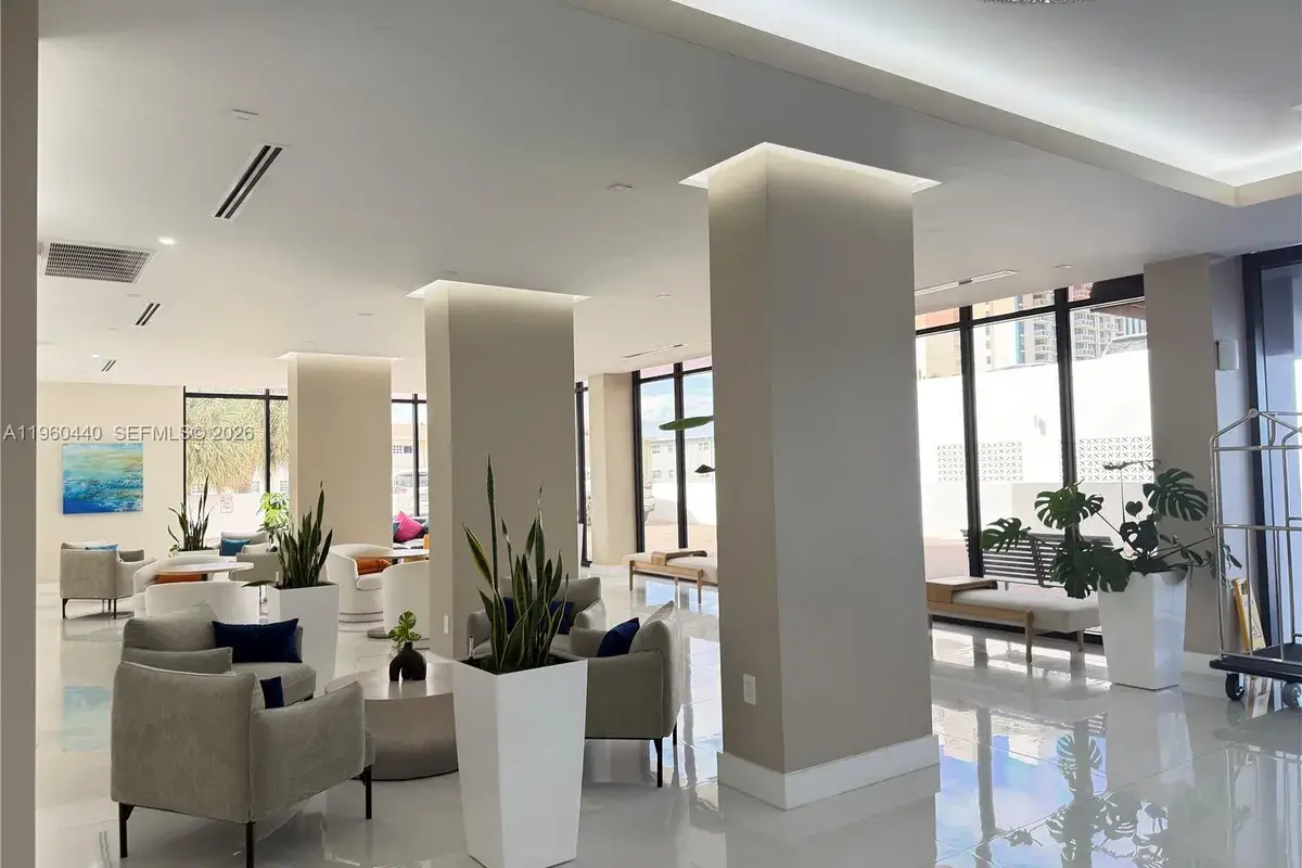 2401 S Ocean Dr # 606, Hollywood FL 33019