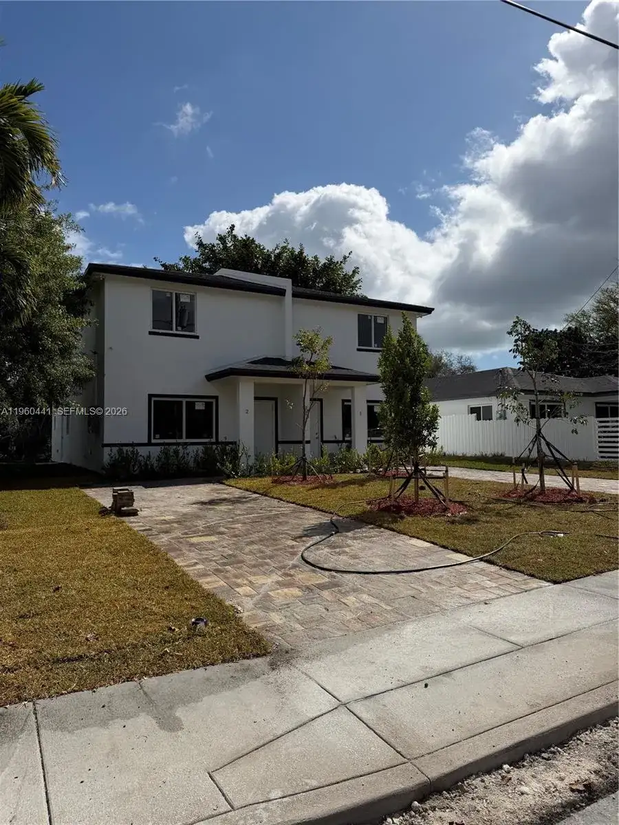 7823 NW 5th Ave, Miami FL 33150 photo 2