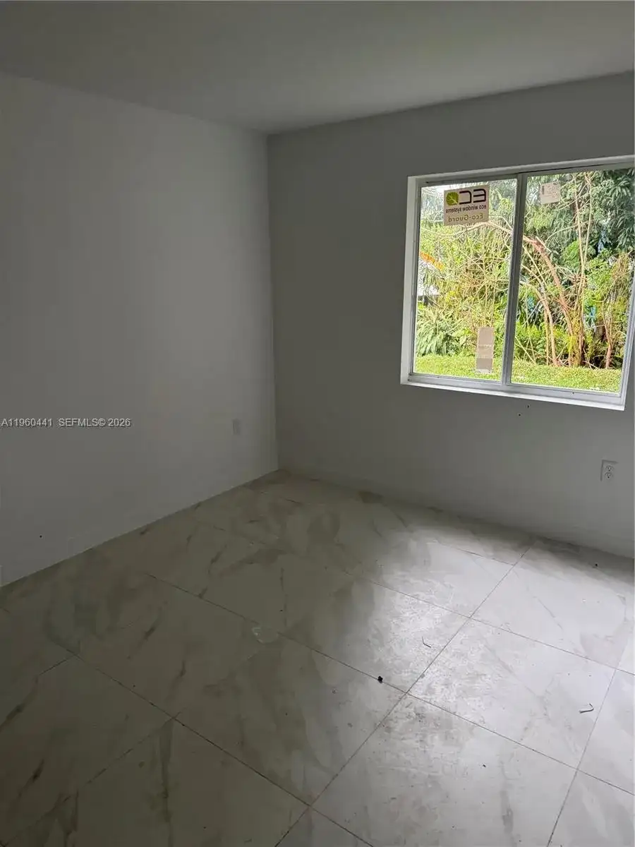 7823 NW 5th Ave, Miami FL 33150 photo 5