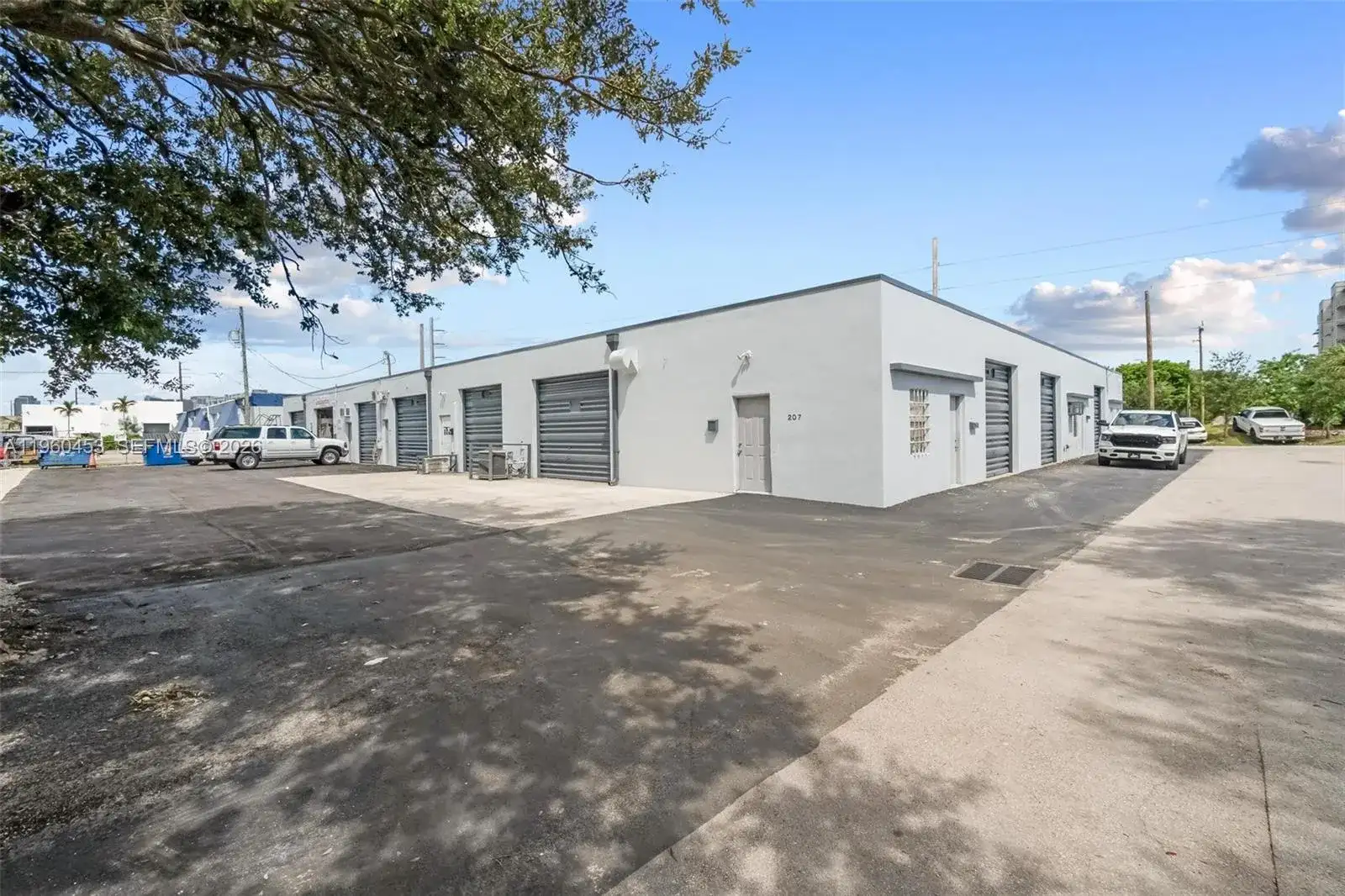 201 SW 21st St, Fort Lauderdale FL 33315 photo 2