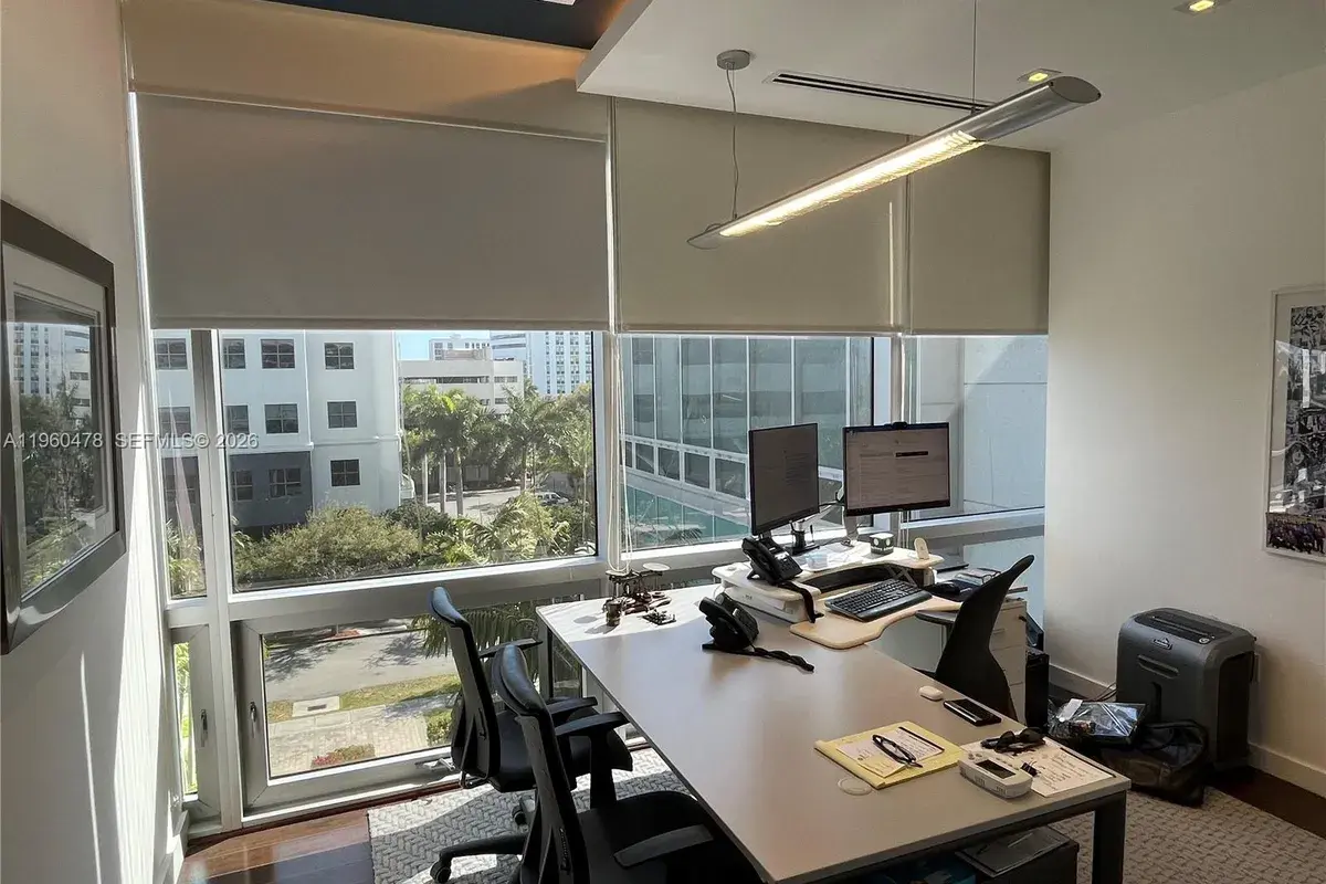 20900 NE 30th Ave # 310, Aventura FL 33180