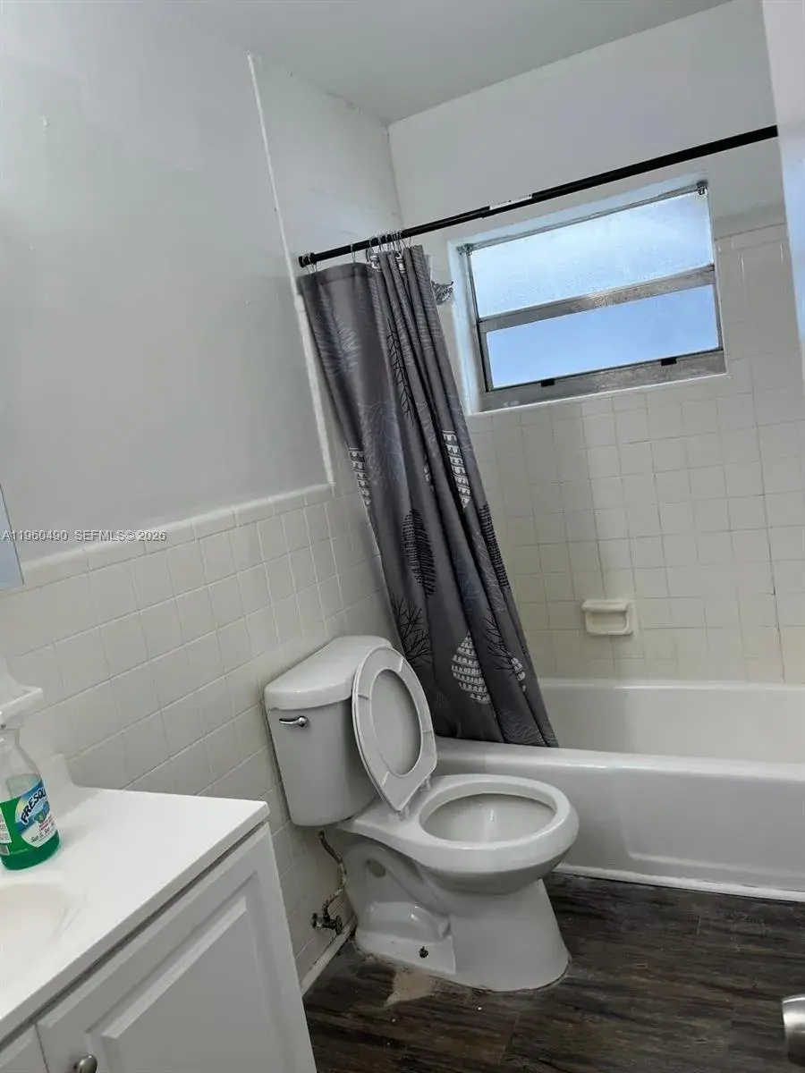 1439 NW 8th Ave # 0, Fort Lauderdale FL 33311