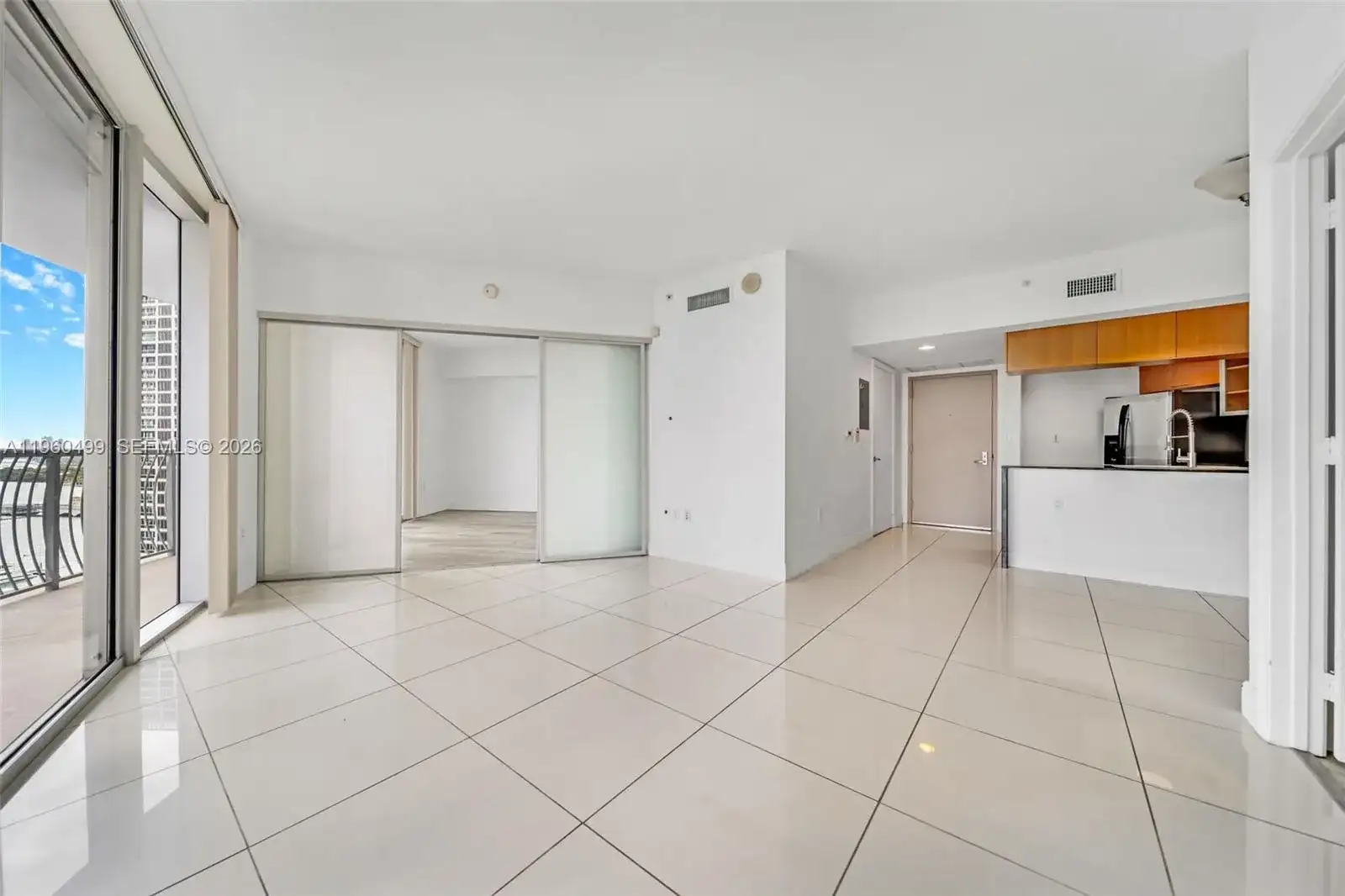 1750 N Bayshore Dr # 2001, Miami FL 33132 photo 4