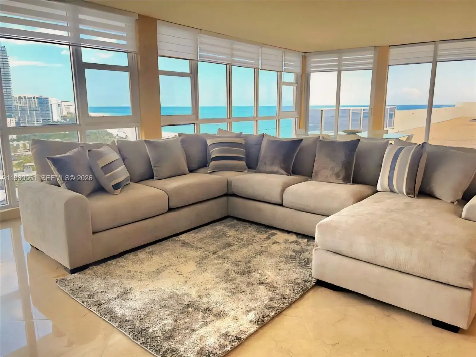 100 Lincoln Rd, Miami Beach FL 33139 photo 2