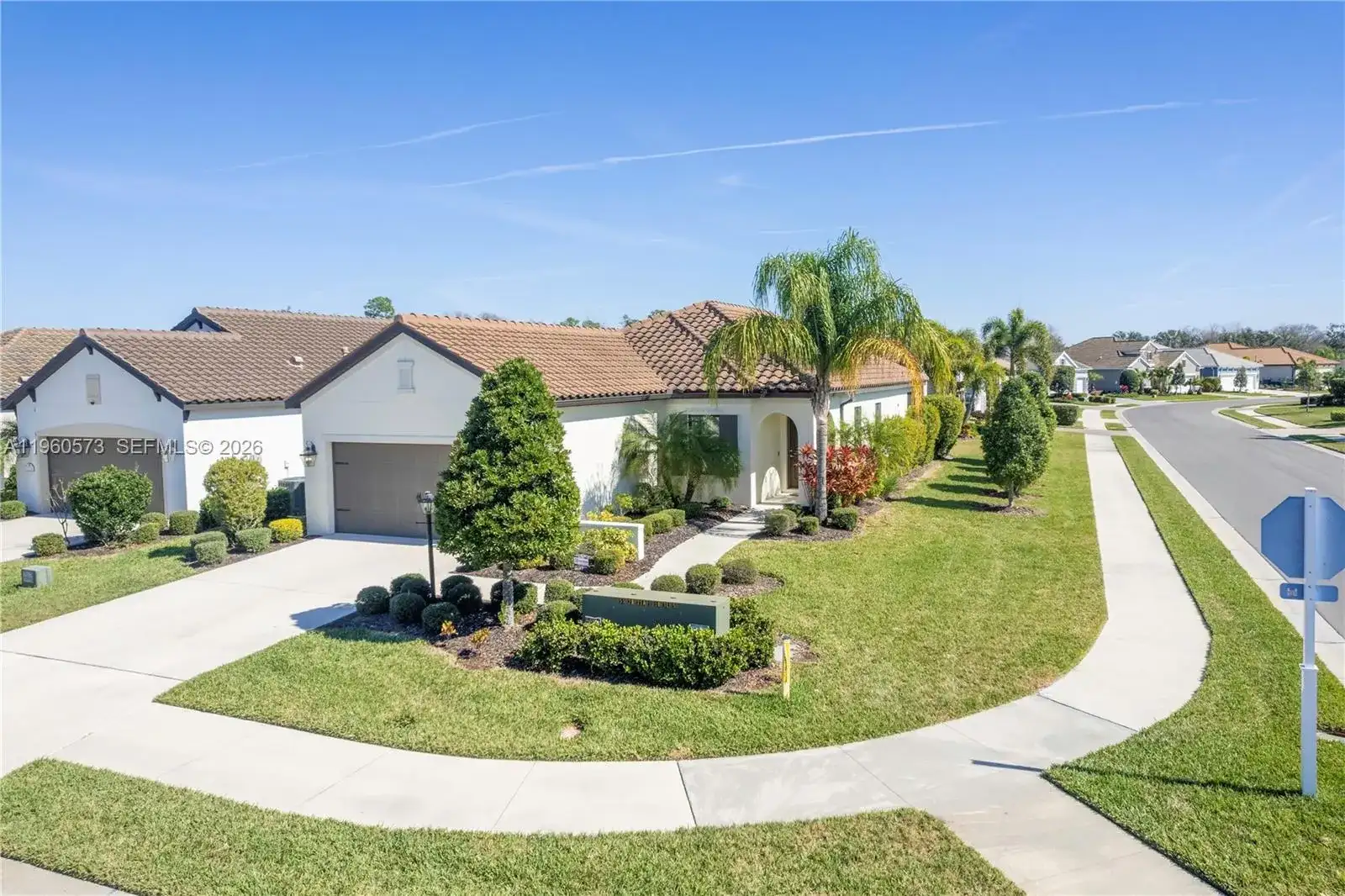3723 Azurite Way, Bradenton FL 34211 photo 2