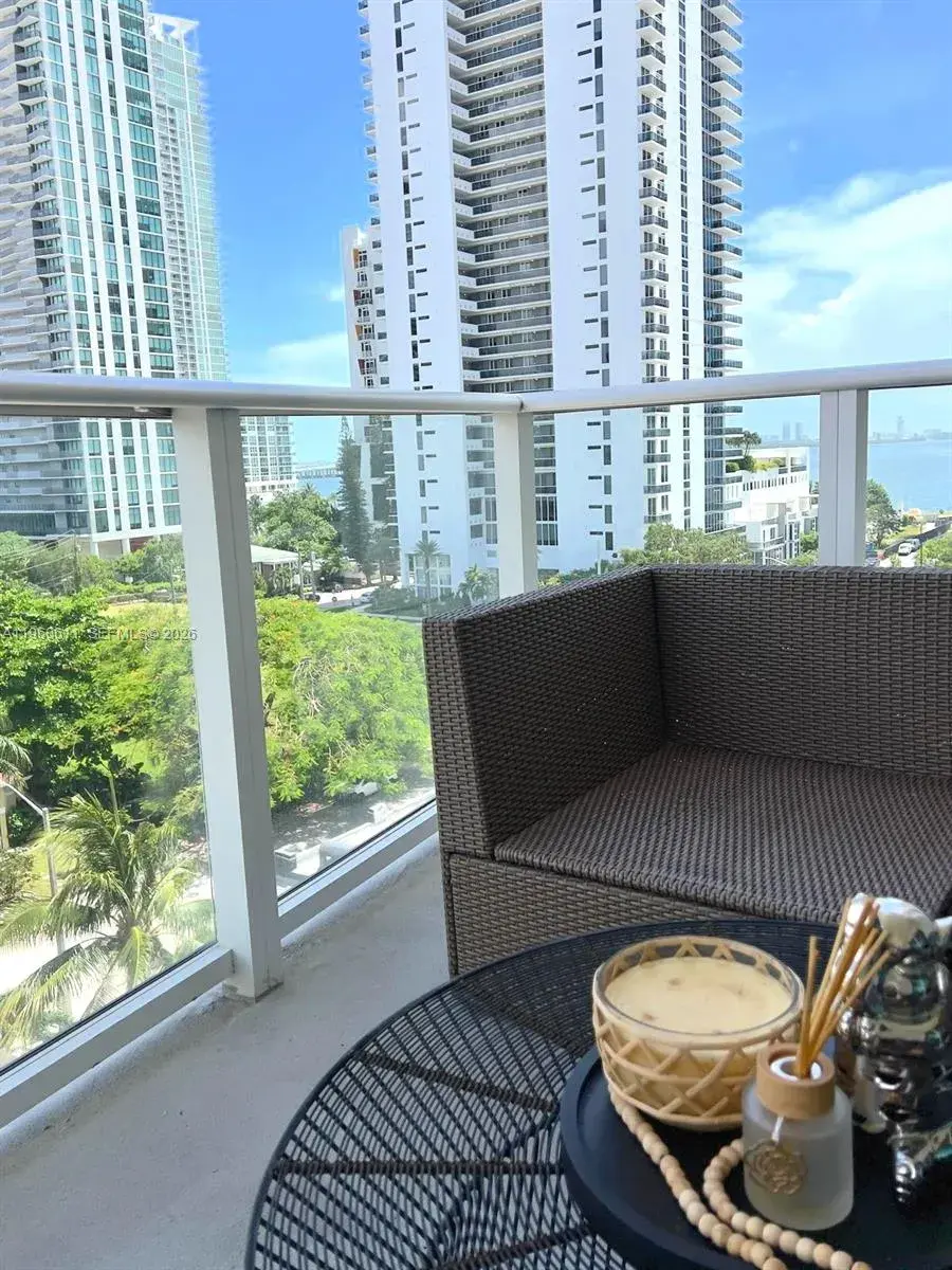 321 NE 26th St # 701, Miami FL 33137