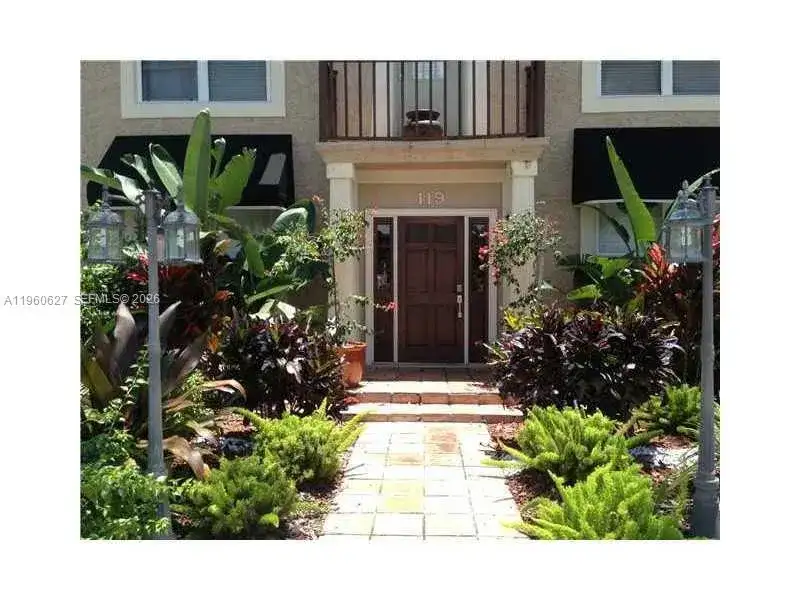 119 NE 7th Ave # 8, Delray Beach FL 33483 photo 3