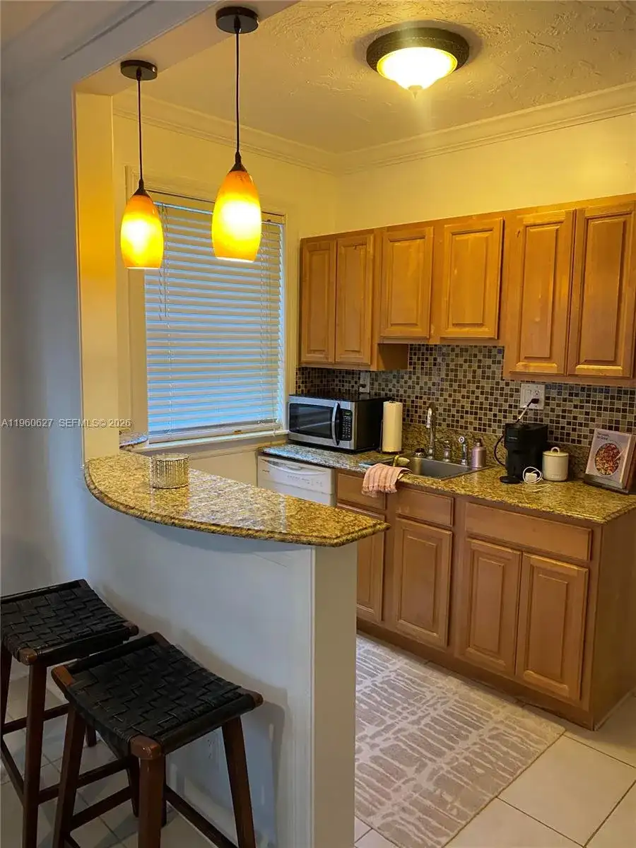 119 NE 7th Ave # 8, Delray Beach FL 33483 photo 5