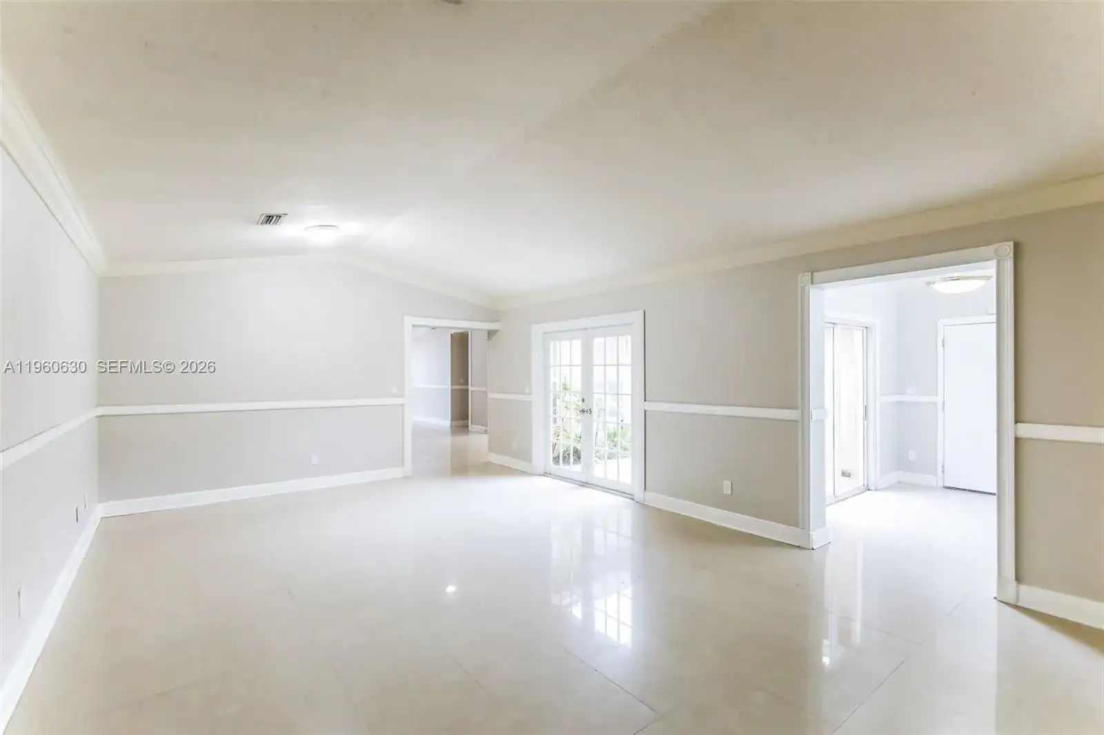 17023 SW 149 Place, Miami FL 33187 photo 4