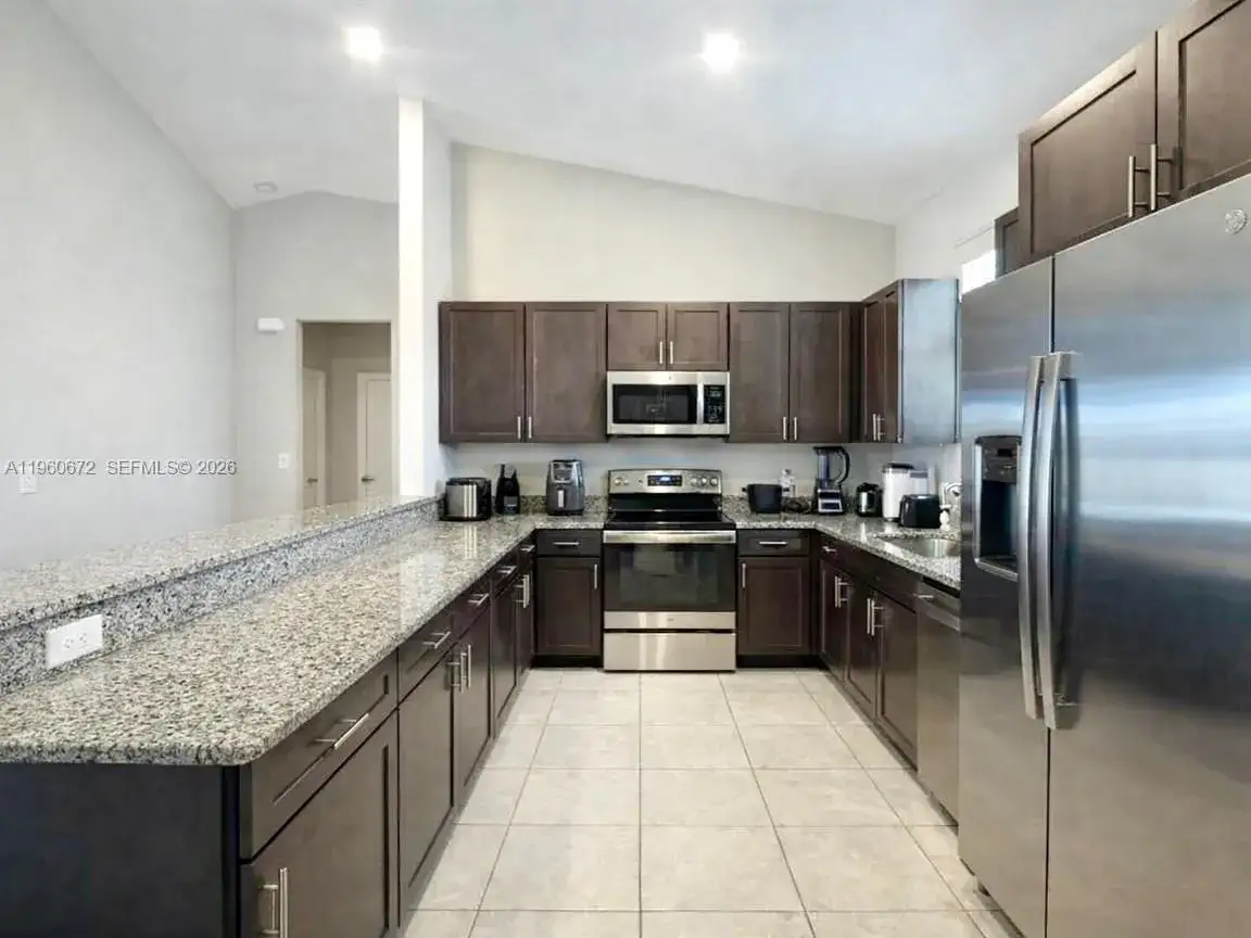 9042 E Broad Circle, La Belle FL 33935 photo 4