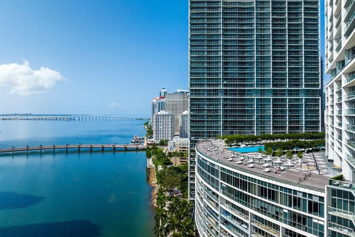 475 Brickell Ave # 3513, Miami FL 33131