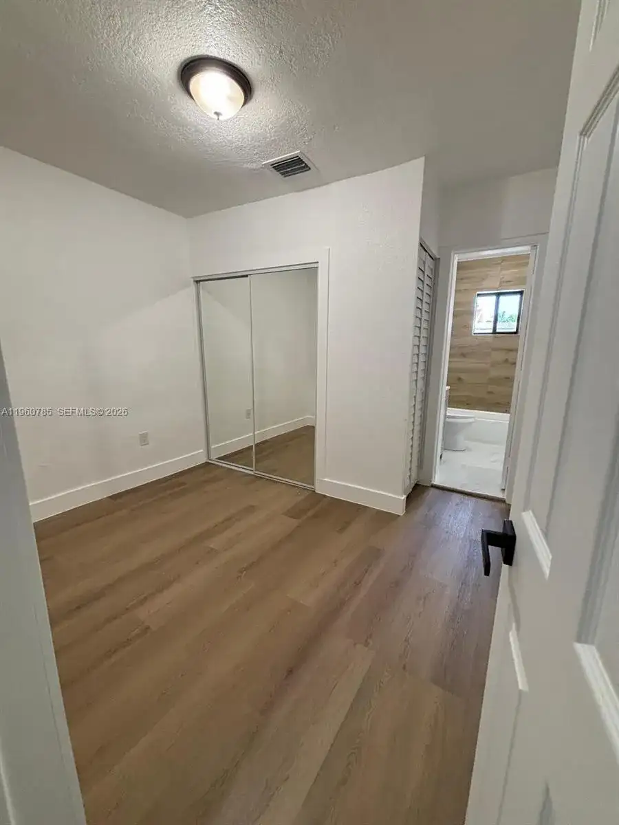 5601 NW 31st Ave # B, Miami FL 33142 photo 5