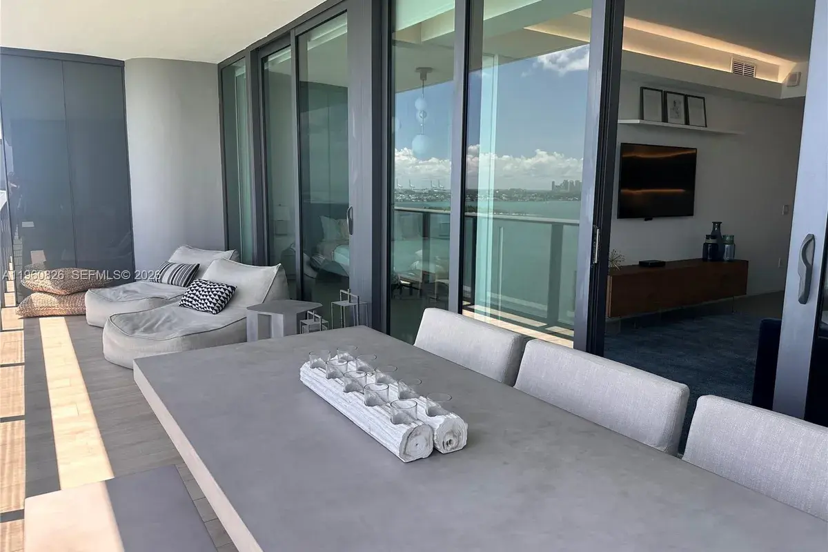 3131 NE 7th Ave # 1905, Miami FL 33137