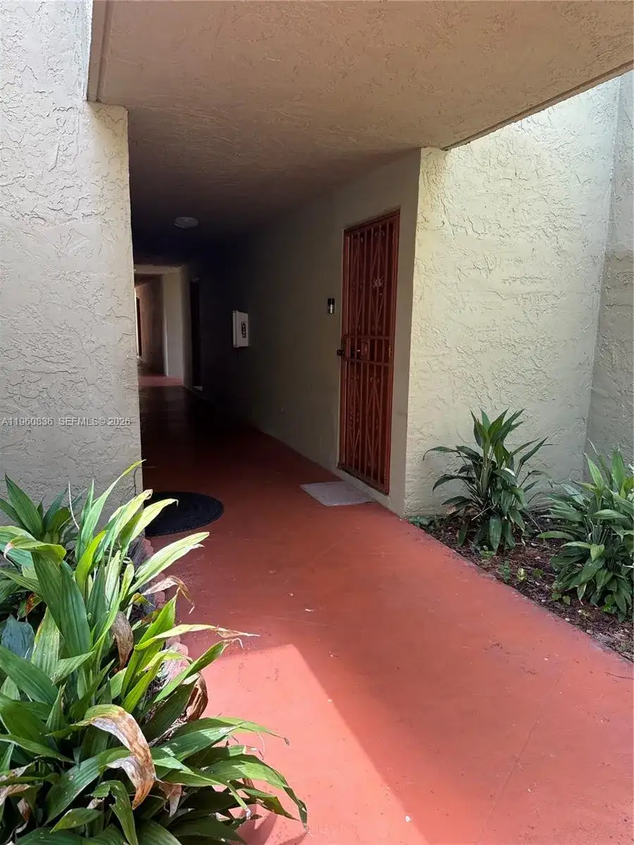 9350 W Flagler St # 105A, Miami FL 33174 photo 4