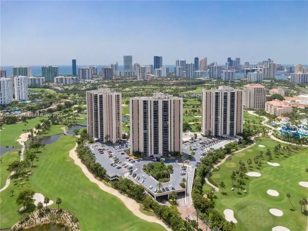 20301 W Country Club Dr # 1425, Aventura FL 33180