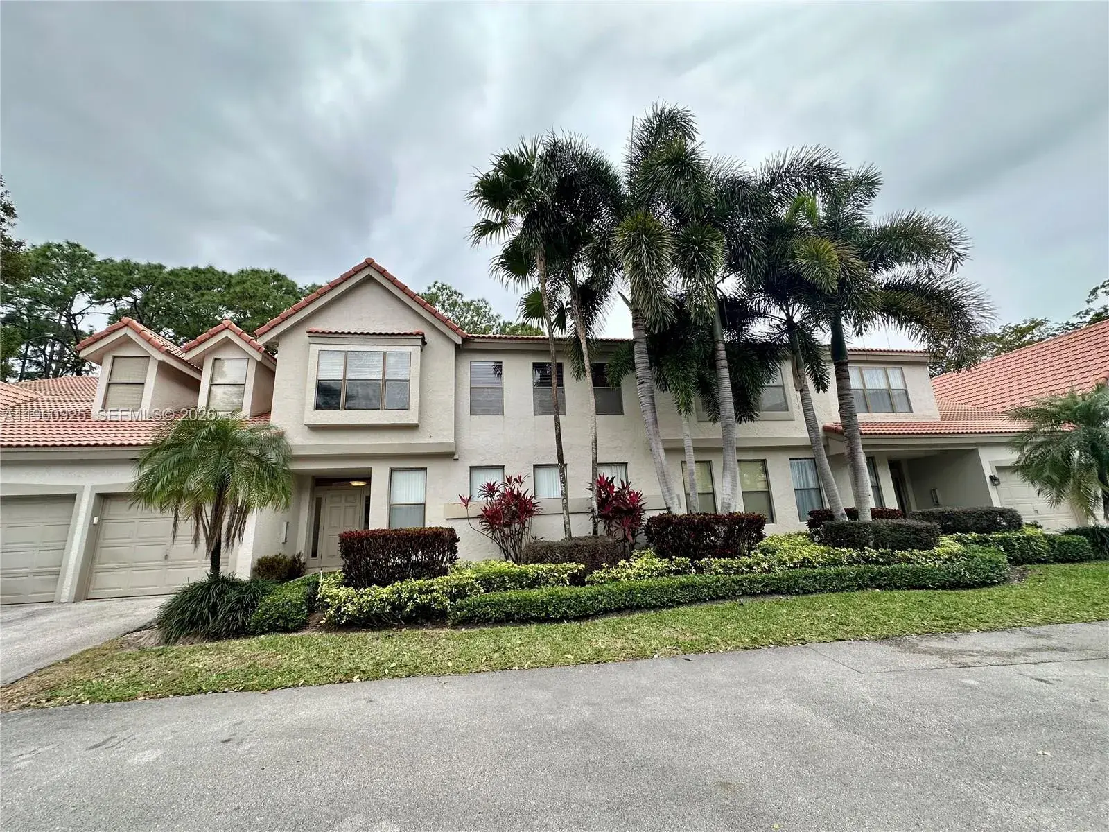 5790 Coach House Cir, Boca Raton FL 33486