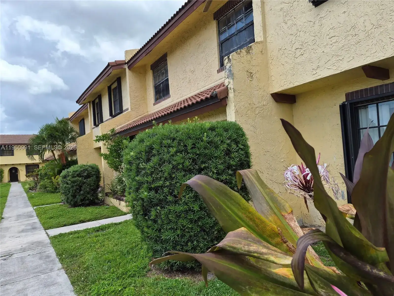 2747 NW 47th Ln # 3006, Lauderdale Lakes FL 33313 photo 4