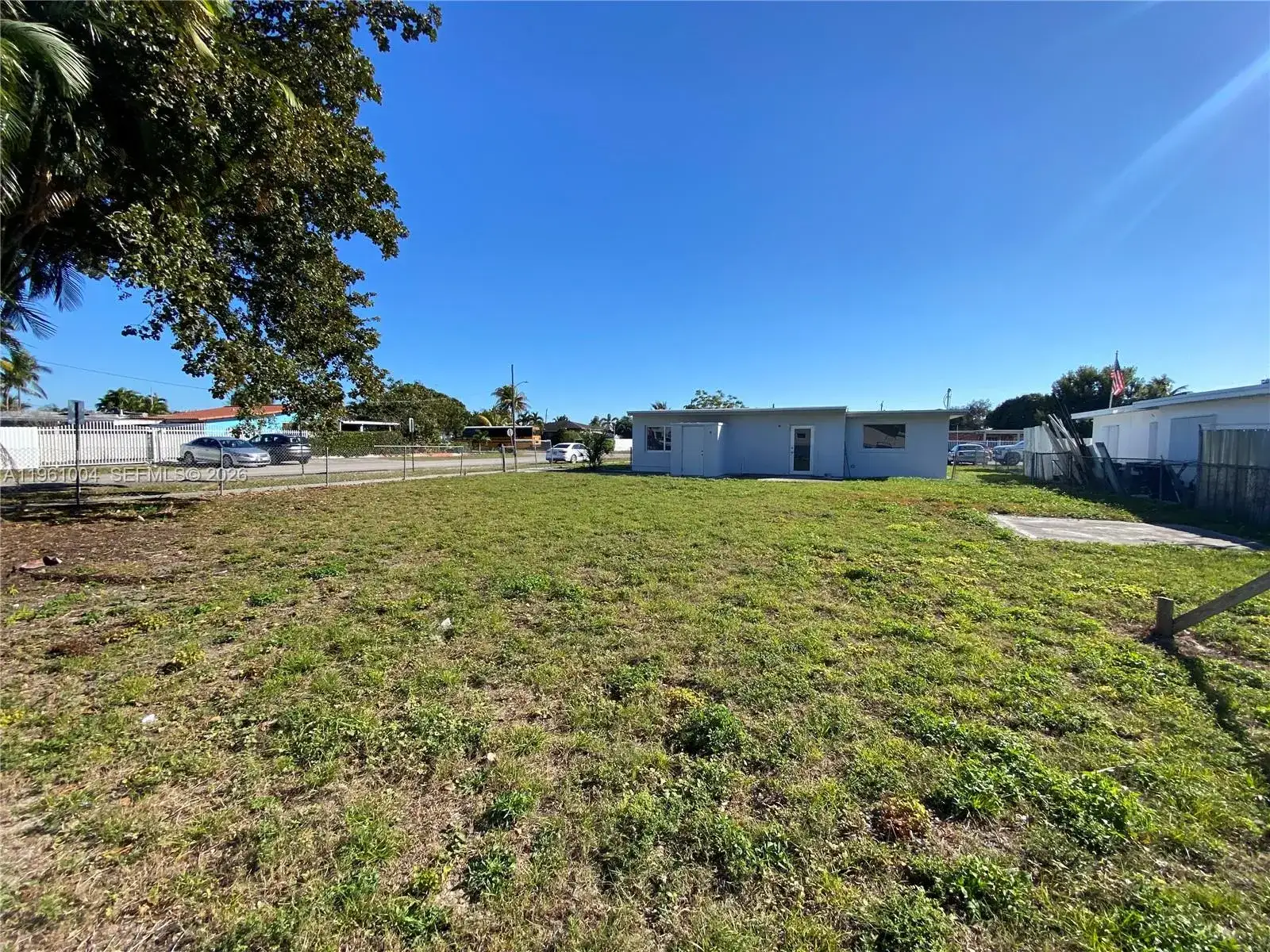 691 E 48th St, Hialeah FL 33013 photo 3