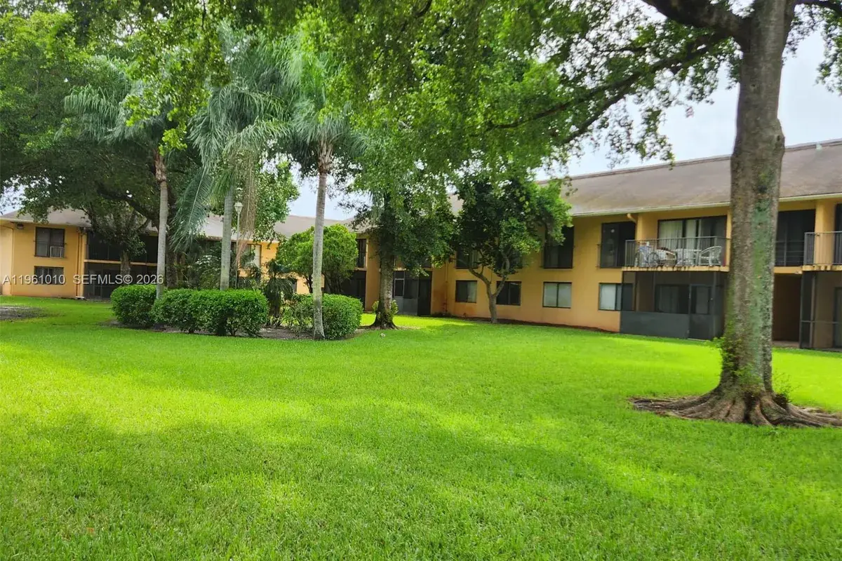 5921 Washington St # 124, Hollywood FL 33023