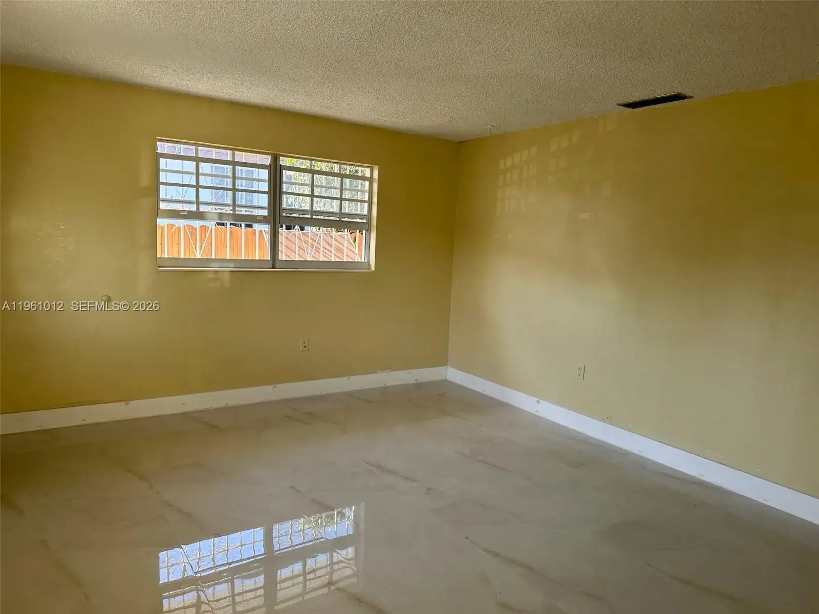 1655 NW 116th St, Miami FL 33167 photo 4