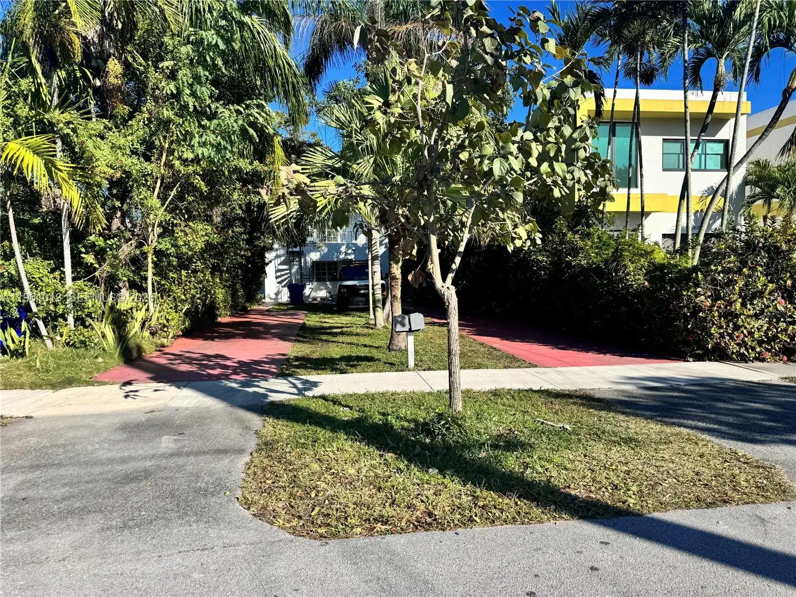 2633 SW 34th Ave, Miami FL 33133 photo 4