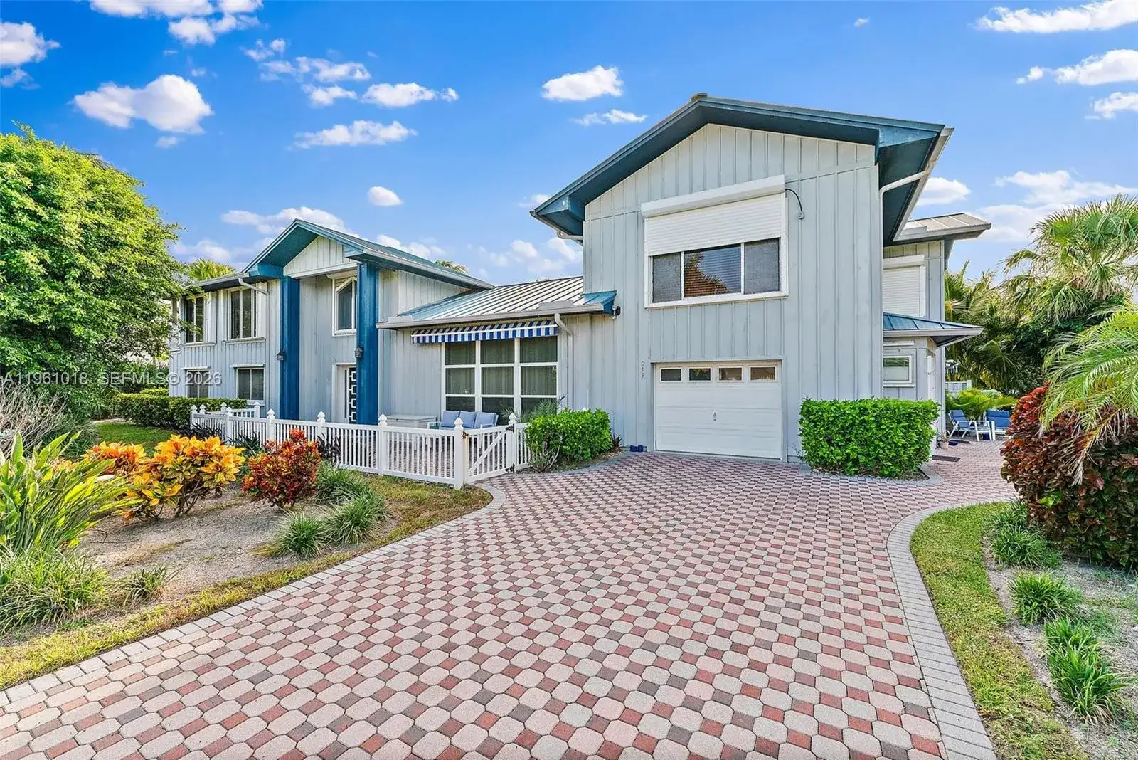 219 Colony Rd, Jupiter Inlet Colony FL 33469 photo 5