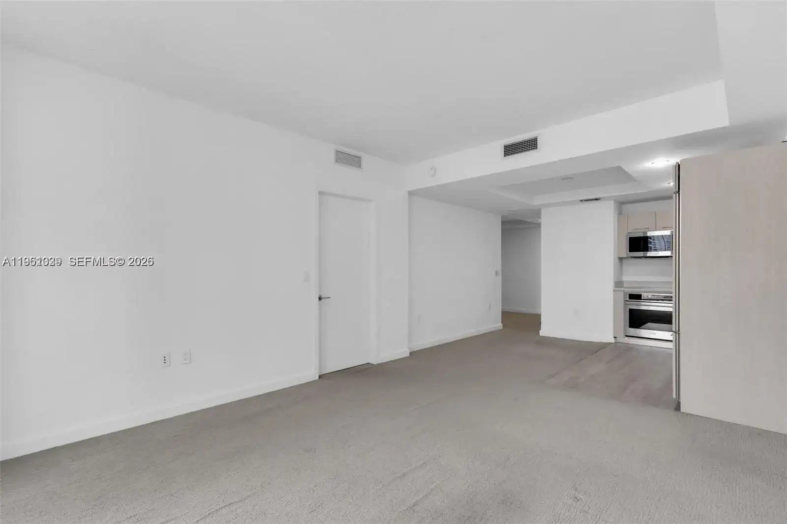 45 SW 9th St # 2204, Miami FL 33130 photo 5
