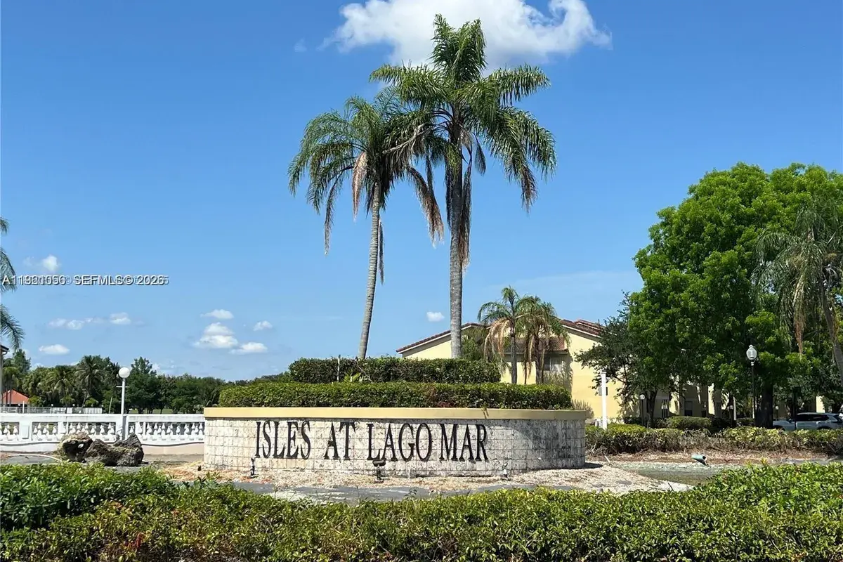 12760 Vista Isles Dr # 715, Sunrise FL 33325