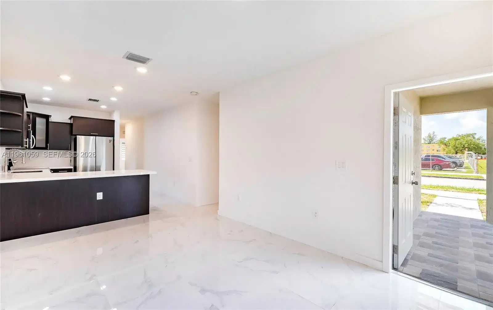 4803 NW 23rd Ave, Miami FL 33142 photo 5