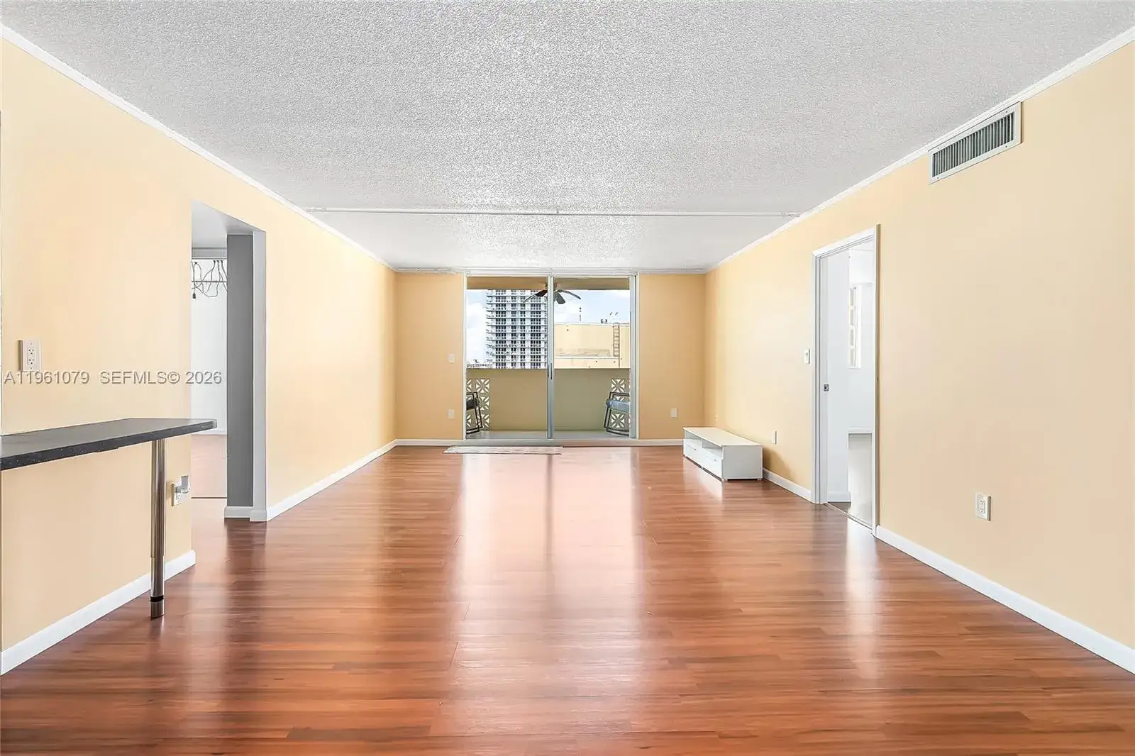 1833 S Ocean Dr # 1407, Hallandale Beach FL 33009