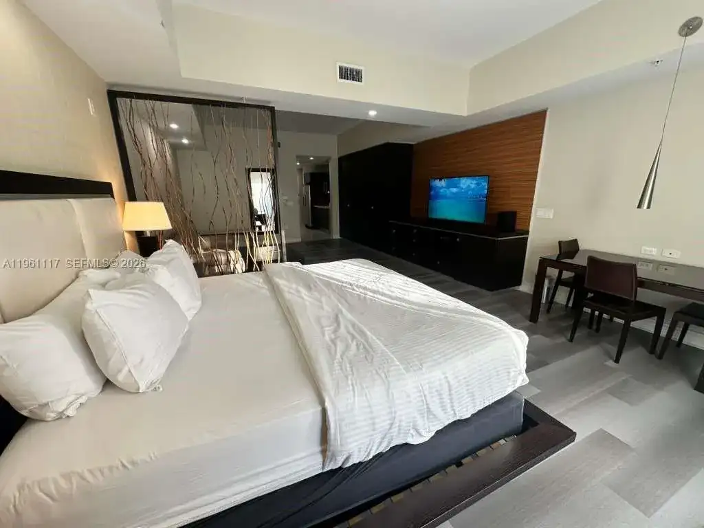5300 NW 87th Ave # 910, Doral FL 33178 photo 5