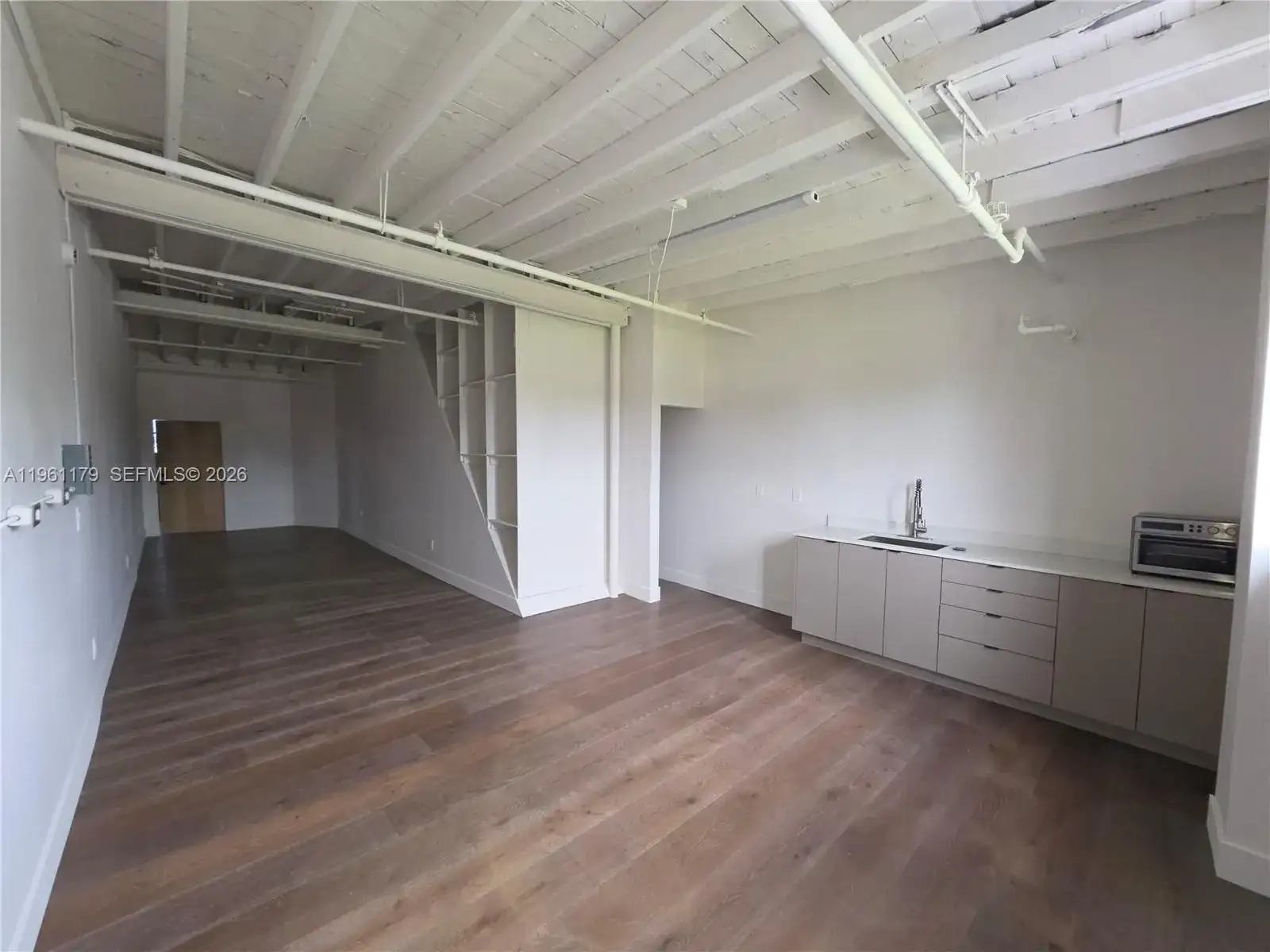 164 NW 20th St # 205, Miami FL 33127 photo 3