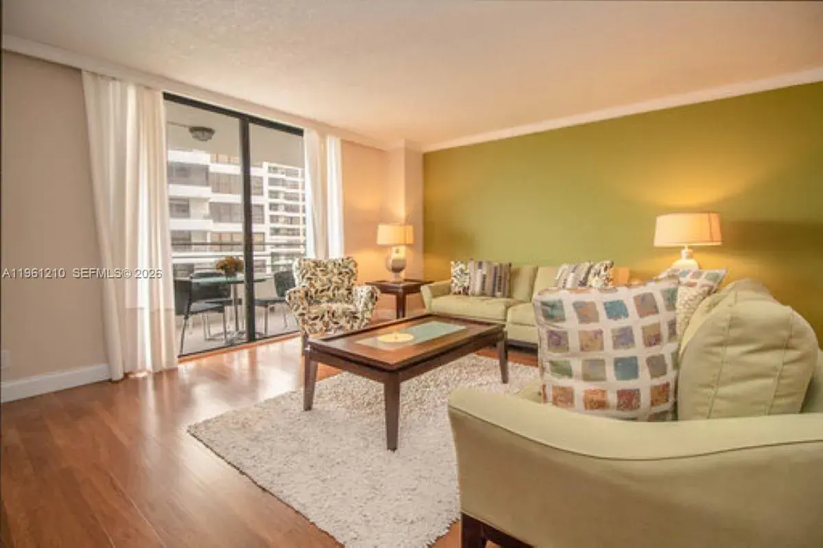 600 Three Islands Blvd # 622, Hallandale Beach FL 33009