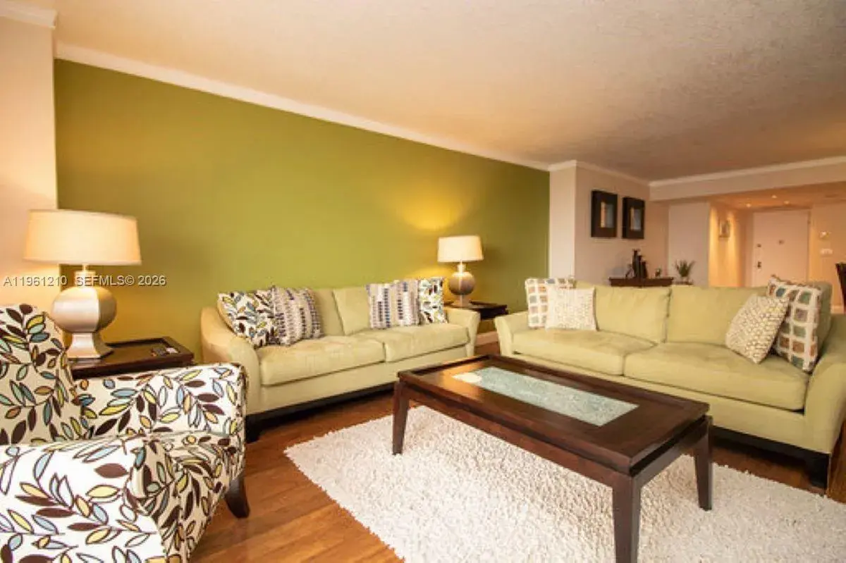600 Three Islands Blvd # 622, Hallandale Beach FL 33009