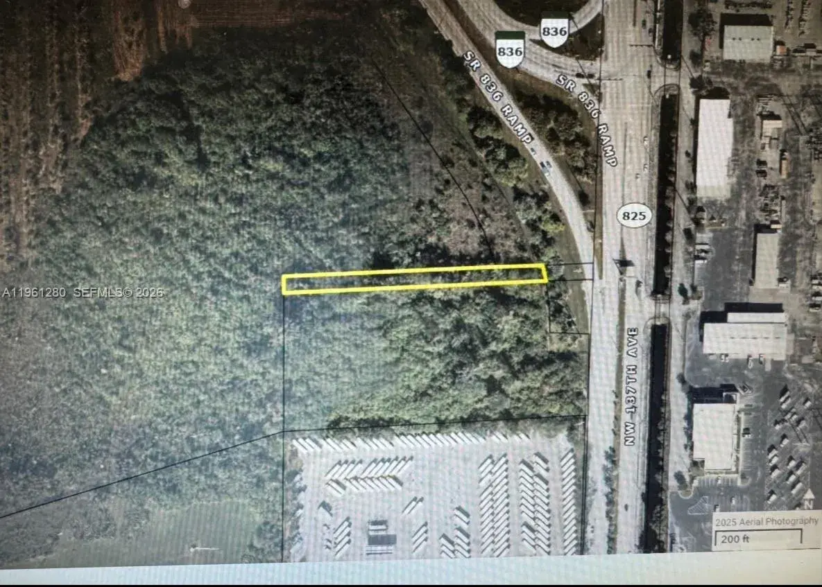 7 NW 137, Miami FL 33182 photo 2