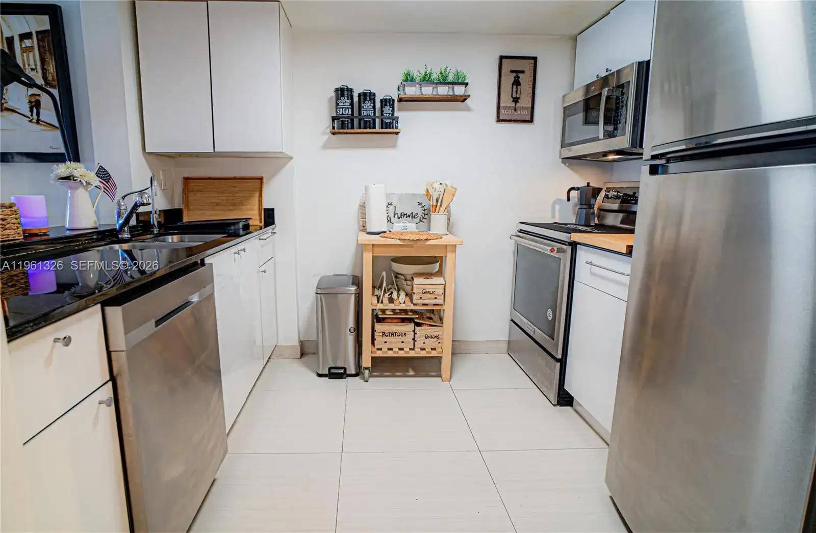 6801 Harding Ave # 301, Miami Beach FL 33141 photo 4