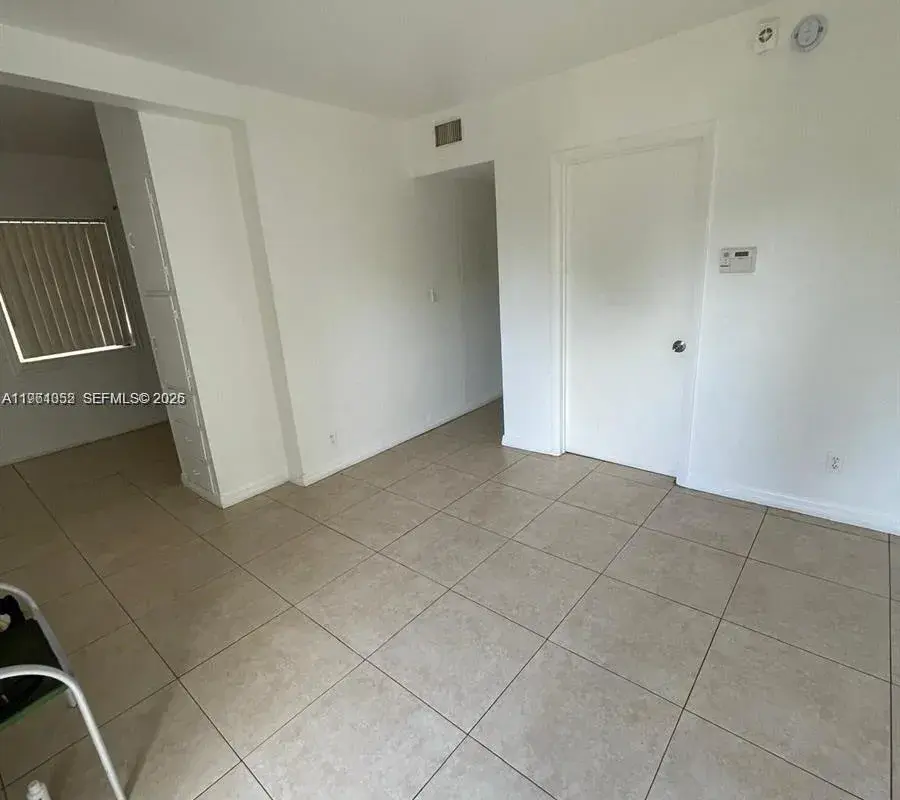 2801 Mayo St, Hollywood FL 33020