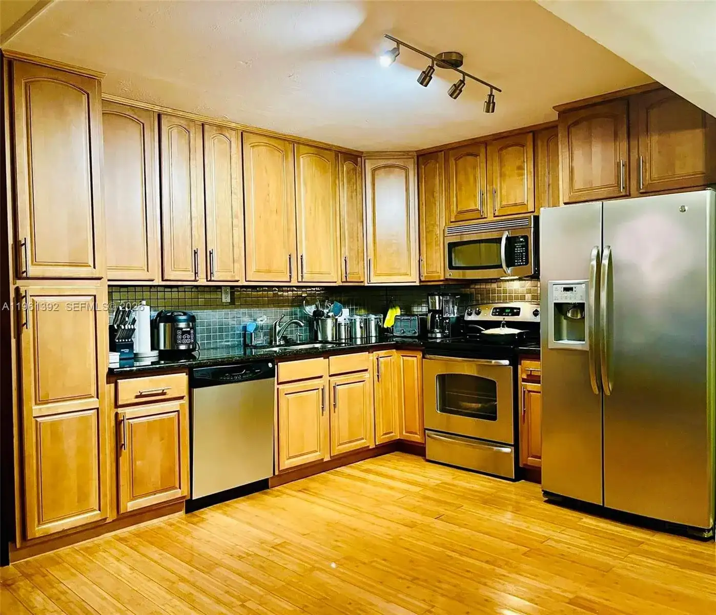 18051 Biscayne Blvd # 503, Aventura FL 33160 photo 5