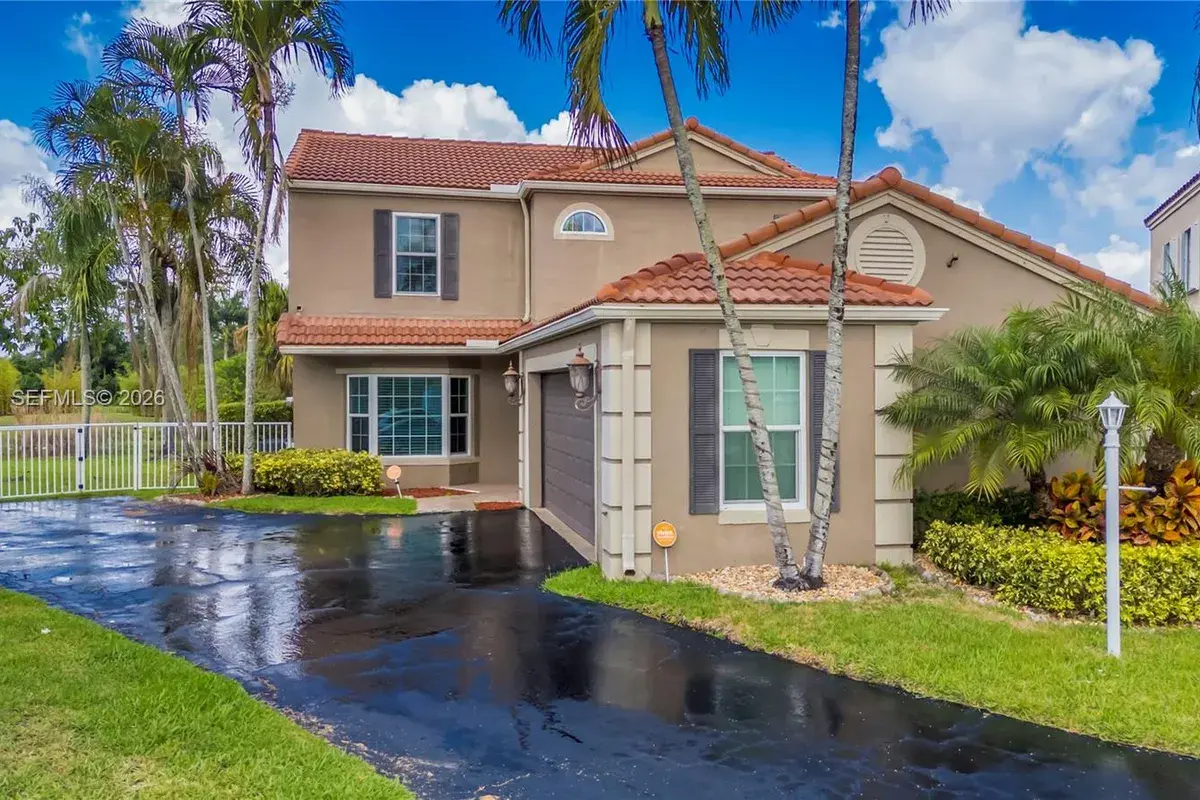 21451 Sawmill Ct, Boca Raton FL 33498
