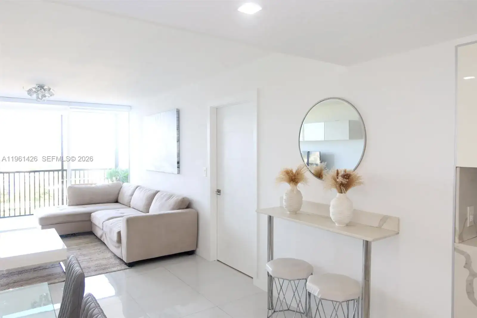 20301 W Country Club Dr # 1422, Aventura FL 33180 photo 3