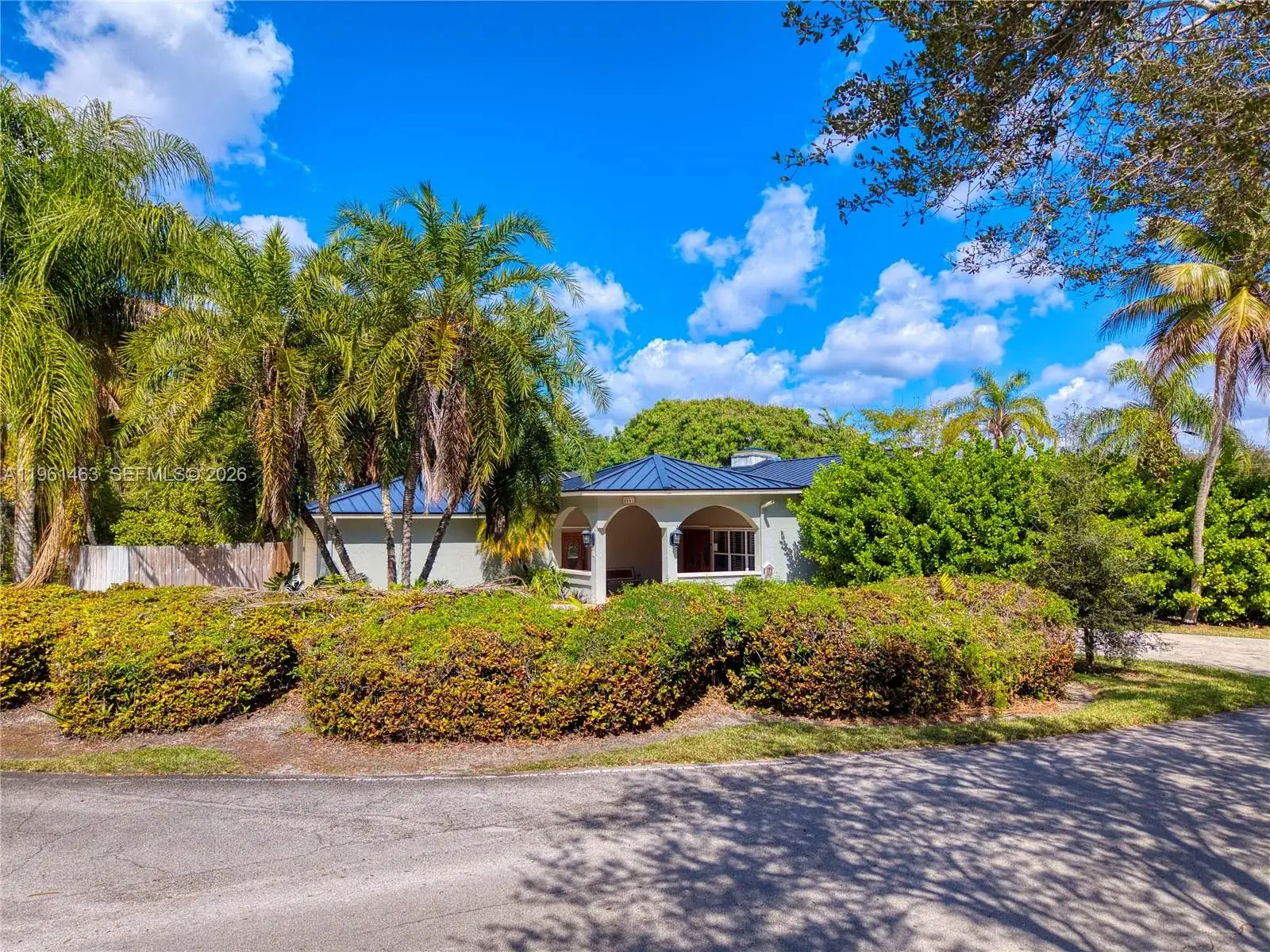 8001 SW 133rd St, Pinecrest FL 33156 photo 3
