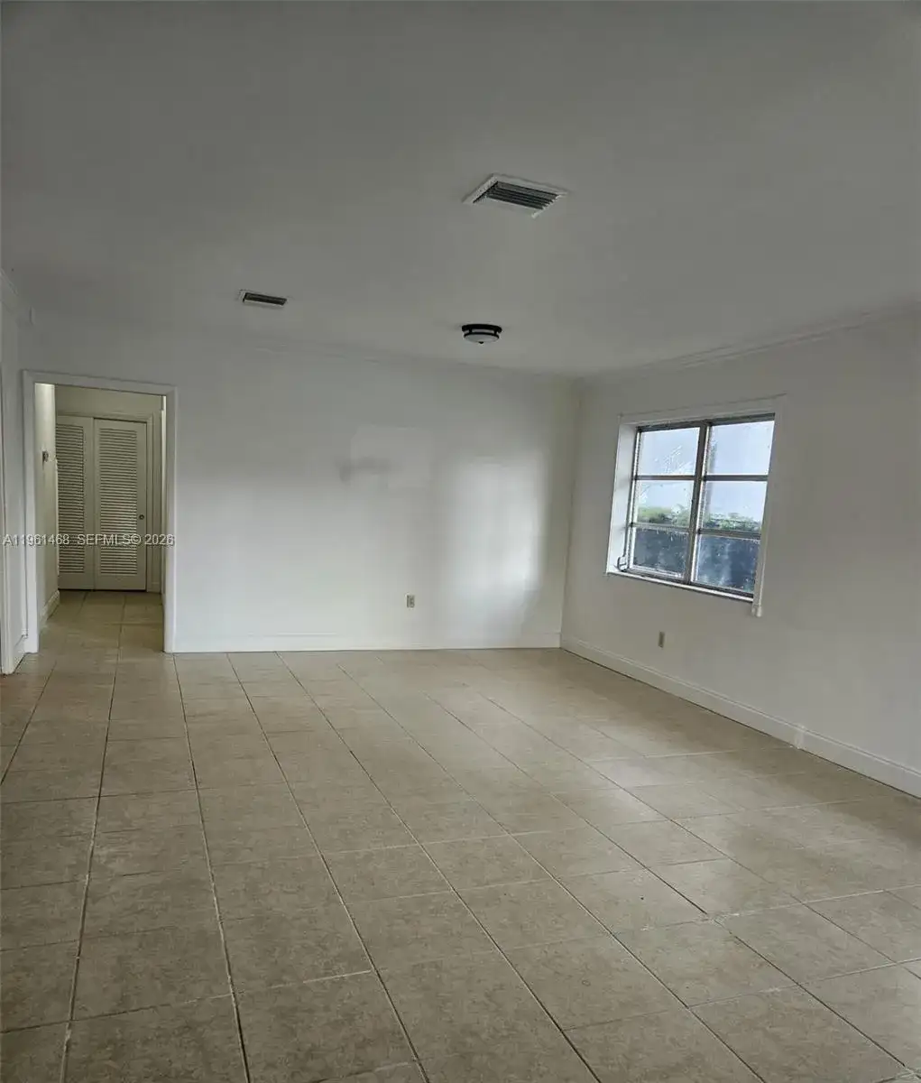 345 Malaga Ave, Coral Gables FL 33134 photo 4