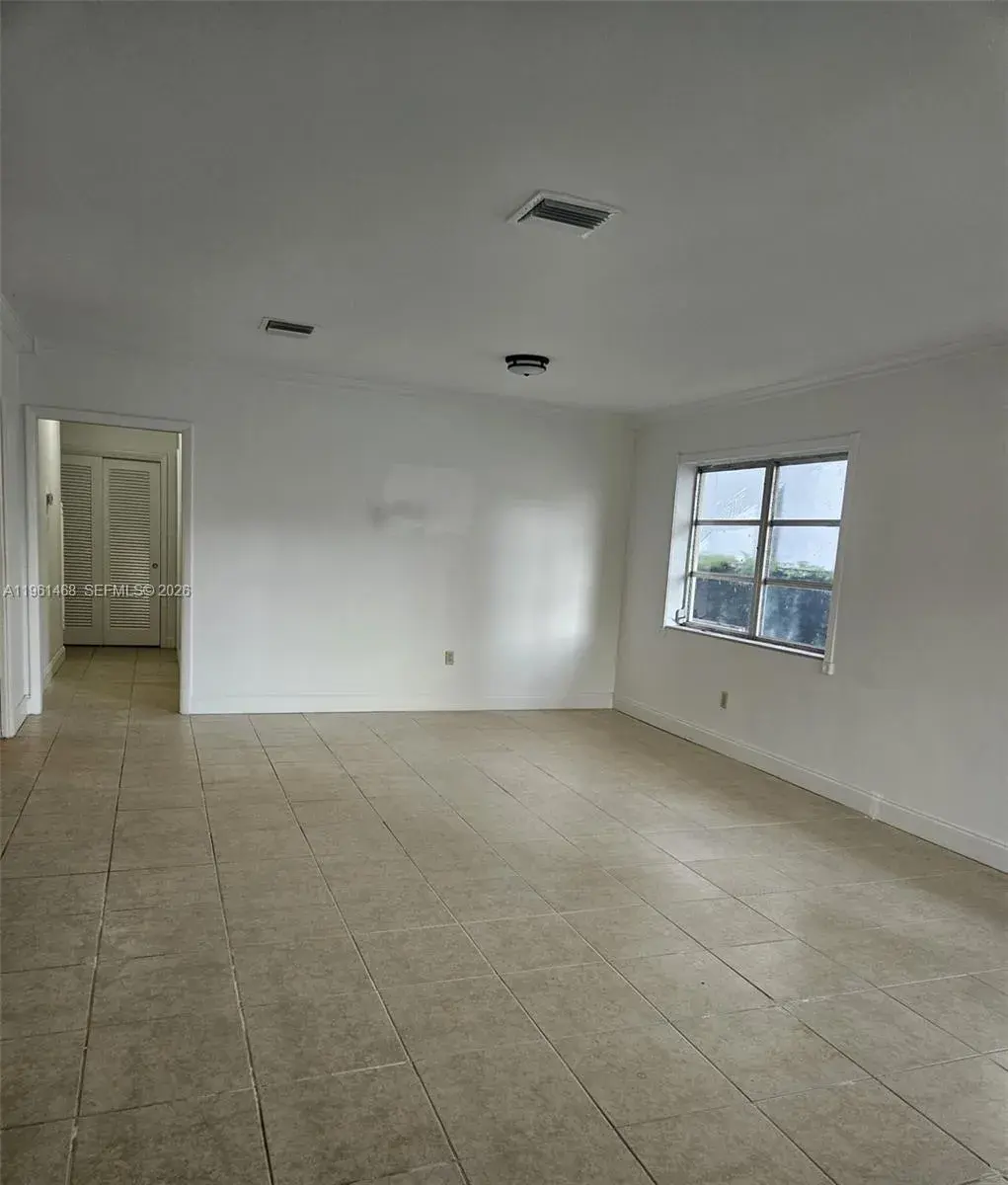 345 Malaga Ave, Coral Gables FL 33134
